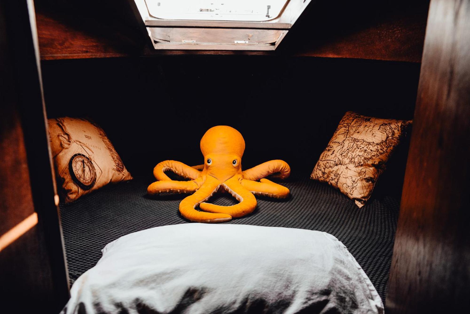 The Captains Locker - 30Ft Yacht San Miguel de Abona Bagian luar foto