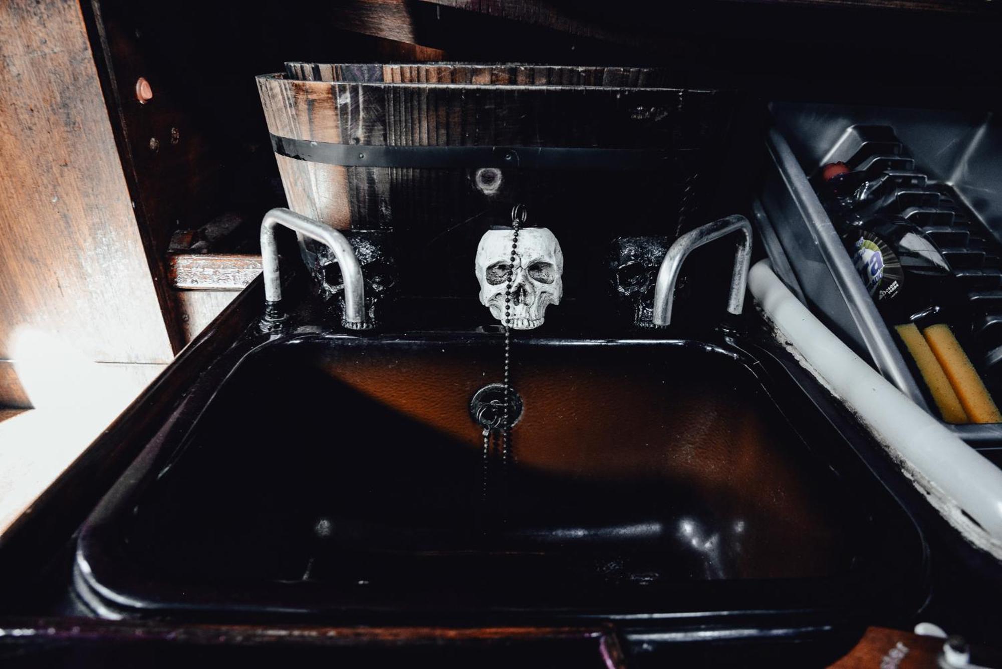 The Captains Locker - 30Ft Yacht San Miguel de Abona Bagian luar foto